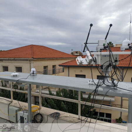 EKO integrated system for monitoring total, direct and diffuse radiation